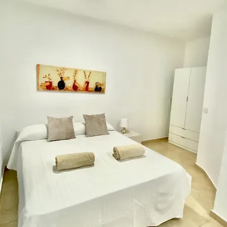 8 Liberty Estudio Διαμέρισμα *